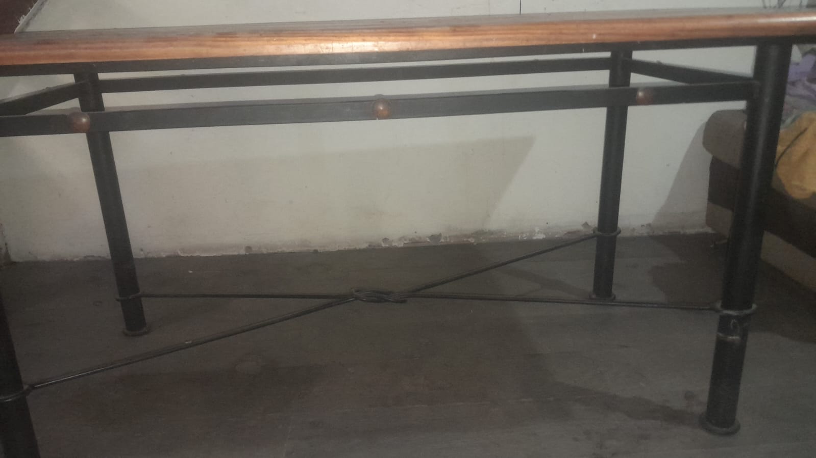 Mesa de comedor etrusca - Imagen 3