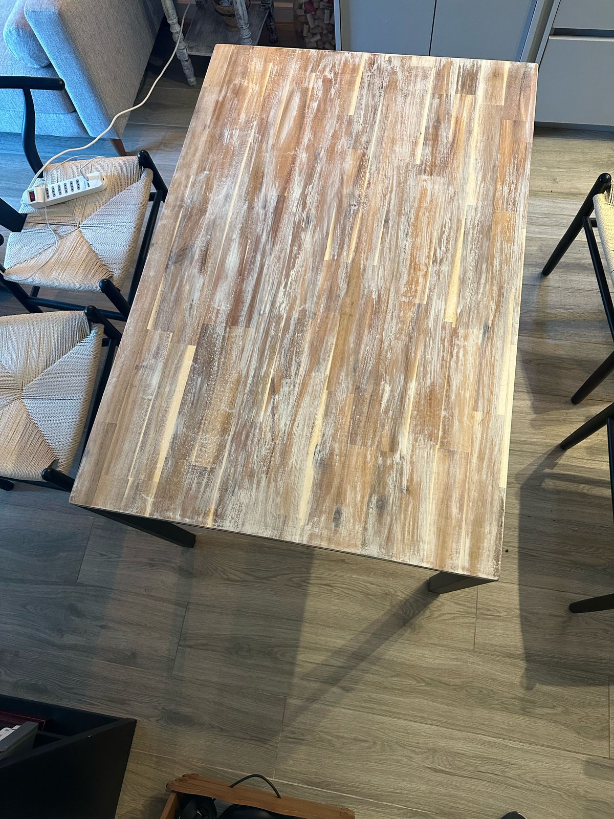 Mesa aglomerado con base de fierro - Imagen 2