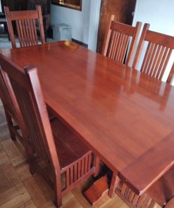 Juego de comedor 6 sillas vitrificada color Roble