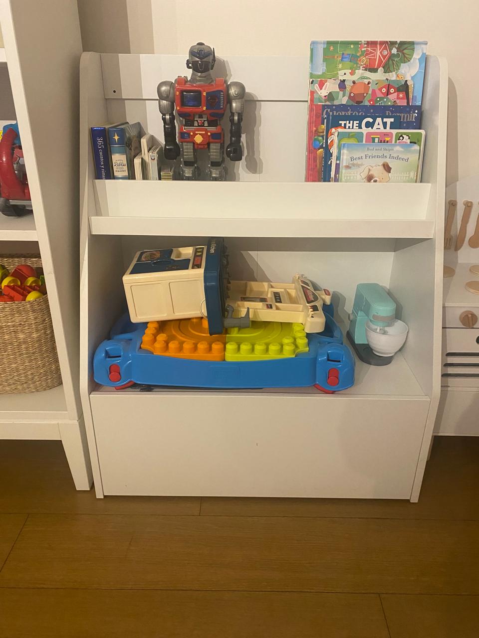 Librero Montessori Bergig Ikea