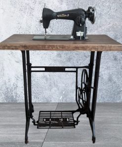 Máquina de coser Remington decorativa