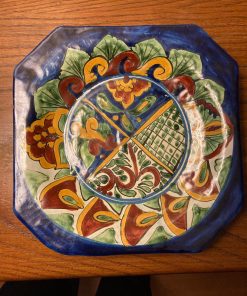 Plato pintado decorativo