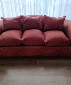 Sofá 4 cuerpos diseño círculos rojo