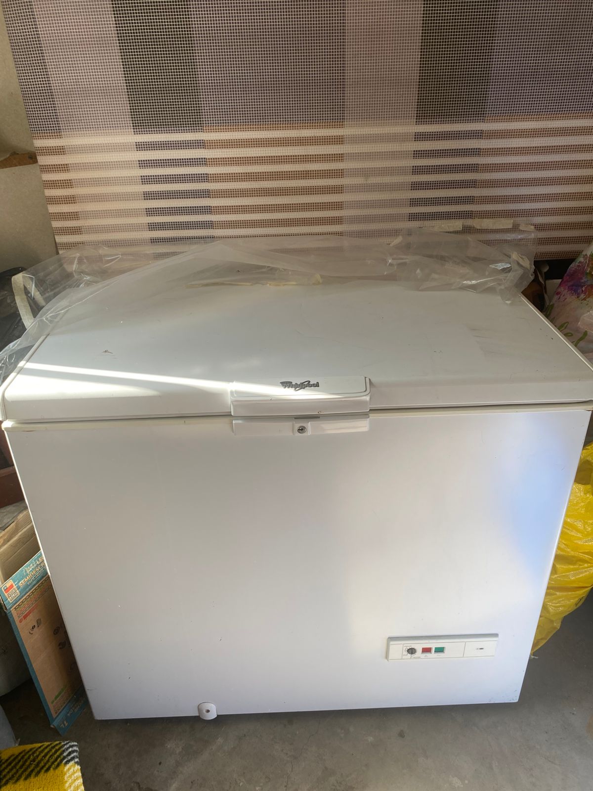 Congelador horizontal Whirlpool 251 lts - Imagen 3