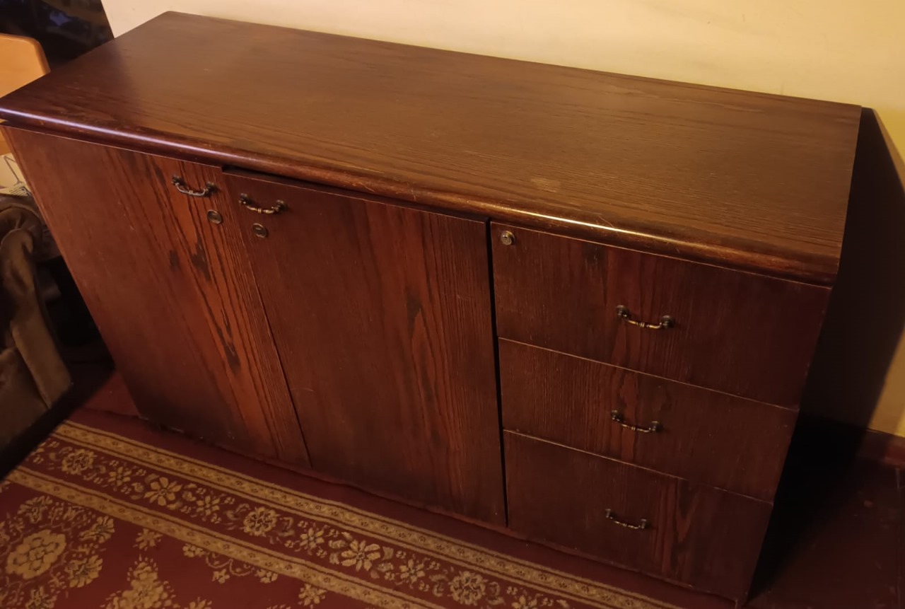 Mueble buffer con Kardex