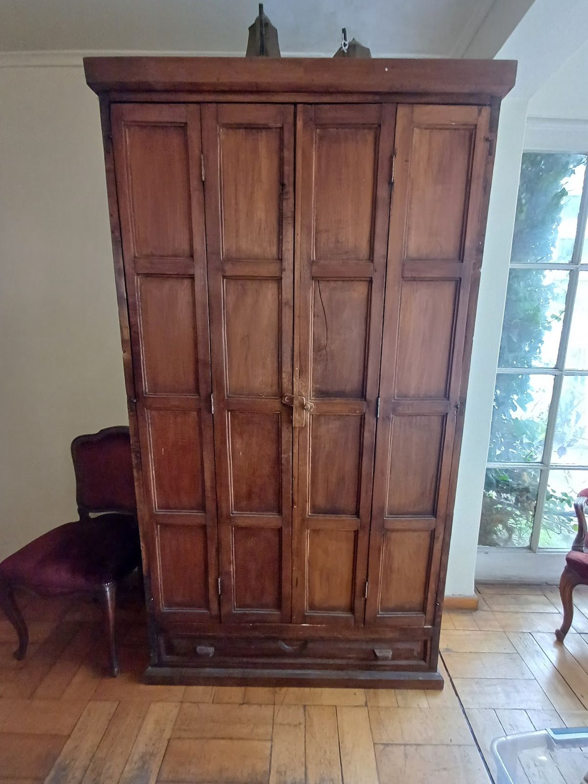 Ropero armario de madera