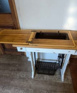 Mesa máquina de coser Singer