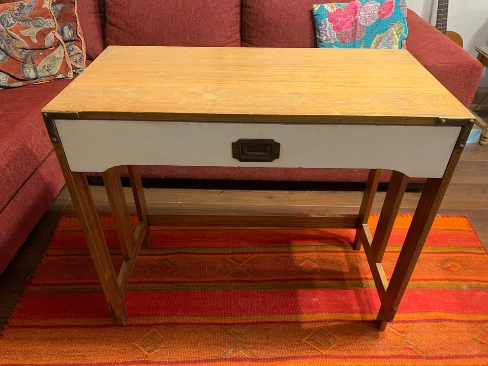 Escritorio madera estilo sónico - Imagen 2