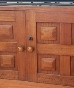 Rack TV madera maciza 2 puertas