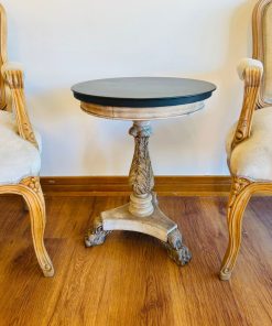 Mesa auxiliar madera Antigua restaurada