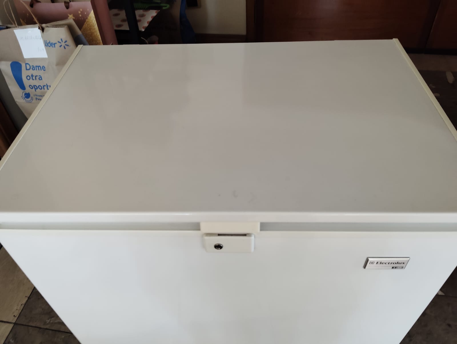Congelador horizontal Electrolux 144 Lts - Imagen 10