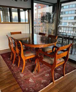 Juego de comedor madera con 6 sillas y 2 sitiales