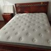 Cama 2 plazas madera maciza con veladores
