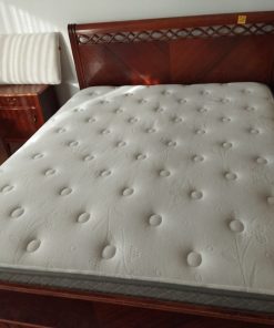 Cama 2 plazas madera maciza con veladores