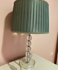 Lámpara de mesa satinada elegante