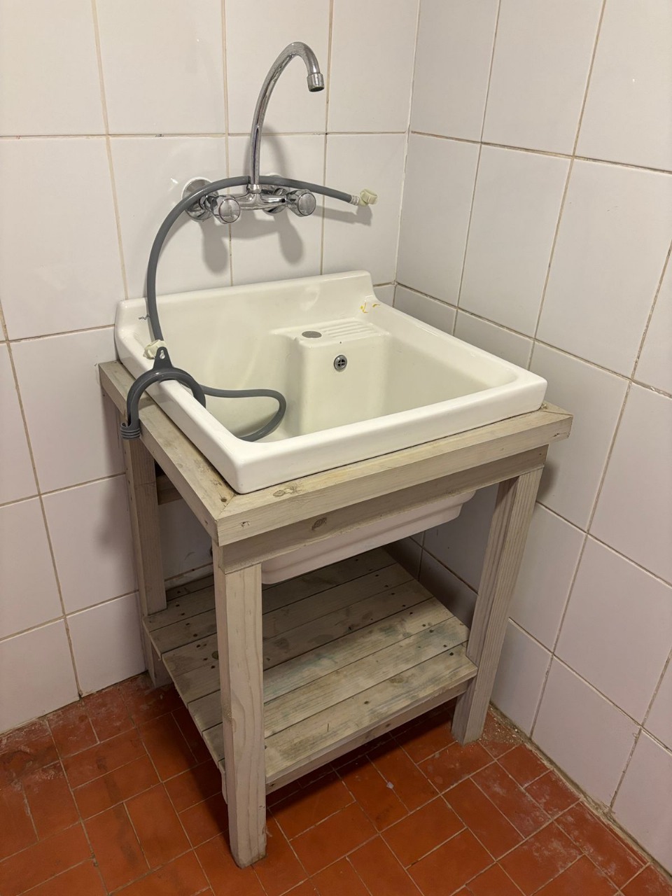 Lavadero con mueble base