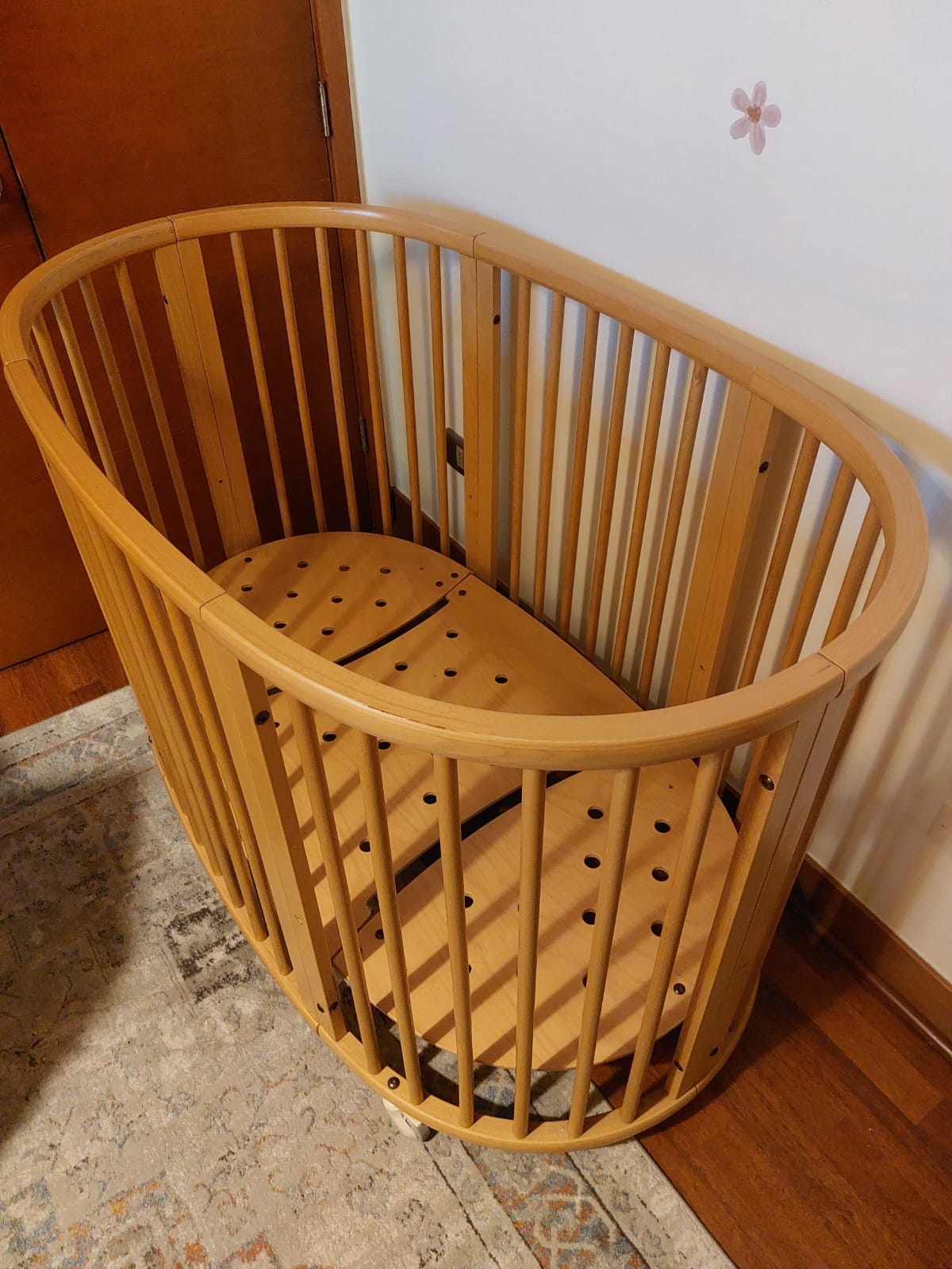 Cuna mini Stokke Sleepi V3 con extensión - Imagen 3