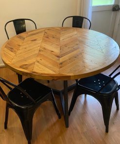 Juego comedor mesa madera y 4 sillas tolix negras