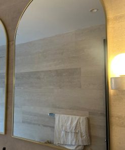 Espejo borde curvo dorado