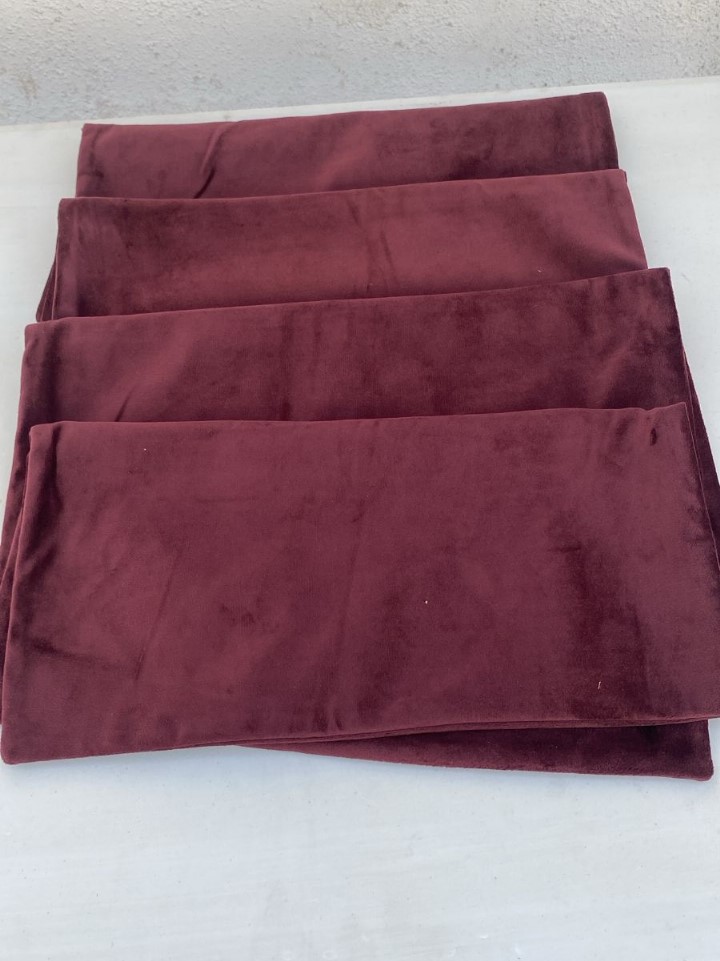 4 fundas felpa burdeos
