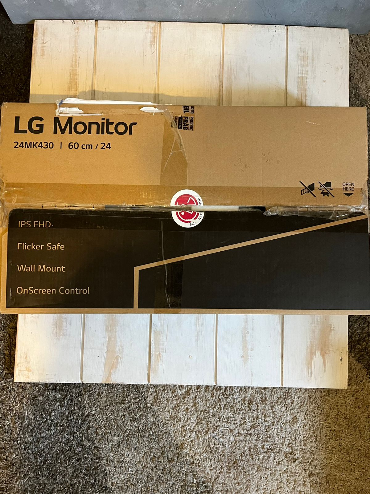 Monitor LG 24' - Imagen 2