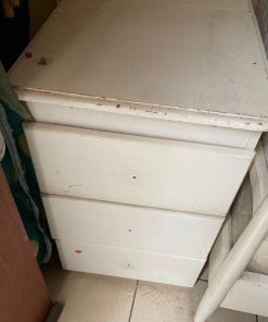 Mueble con baúl y 3 cajones madera blanco