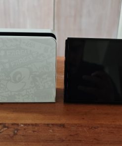 Nintendo switch Oled Edición Especial con controles y juegos