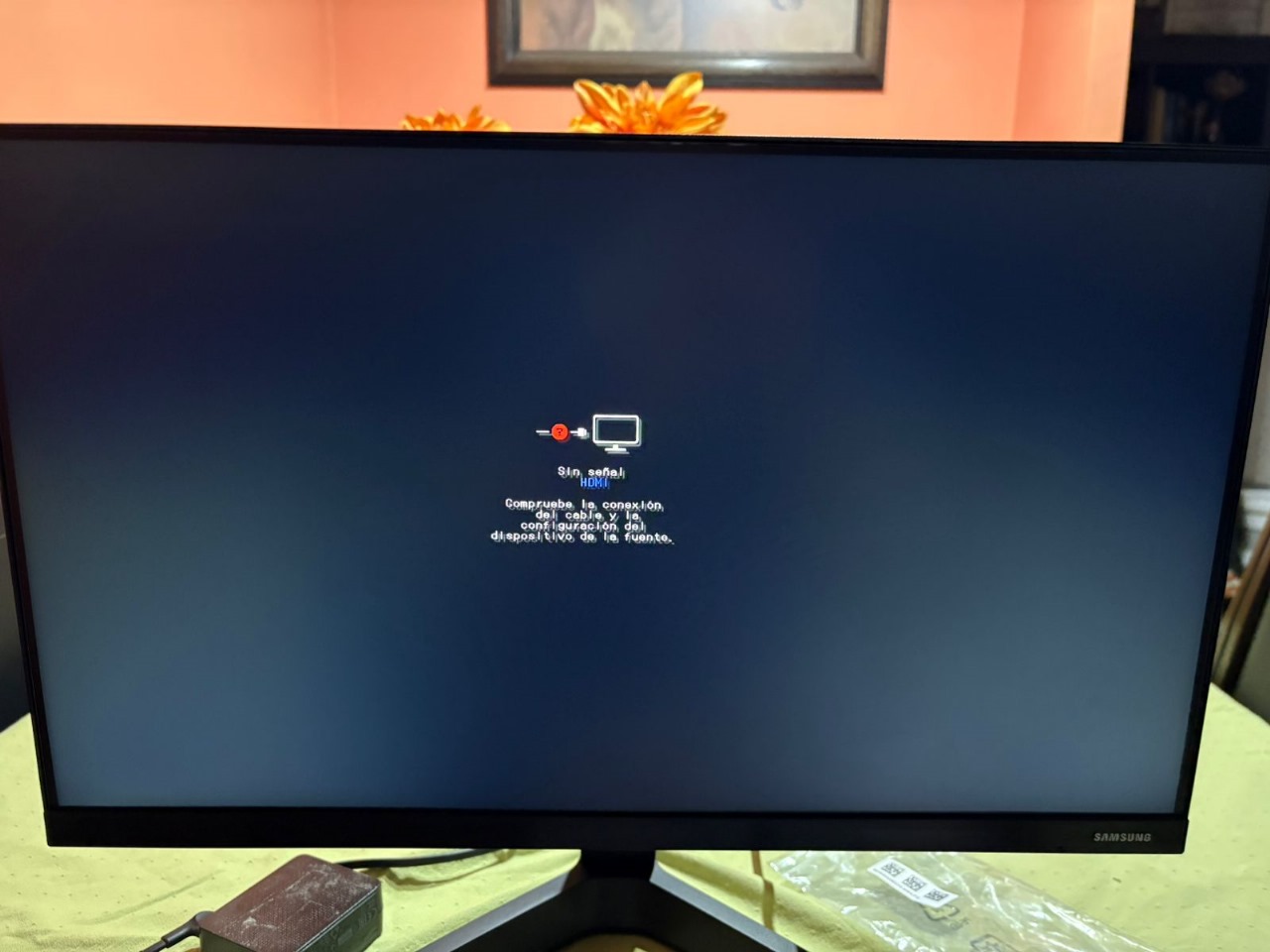 Monitor Samsung Essential 22''