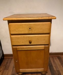 Velador de madera maciza estilo campestre