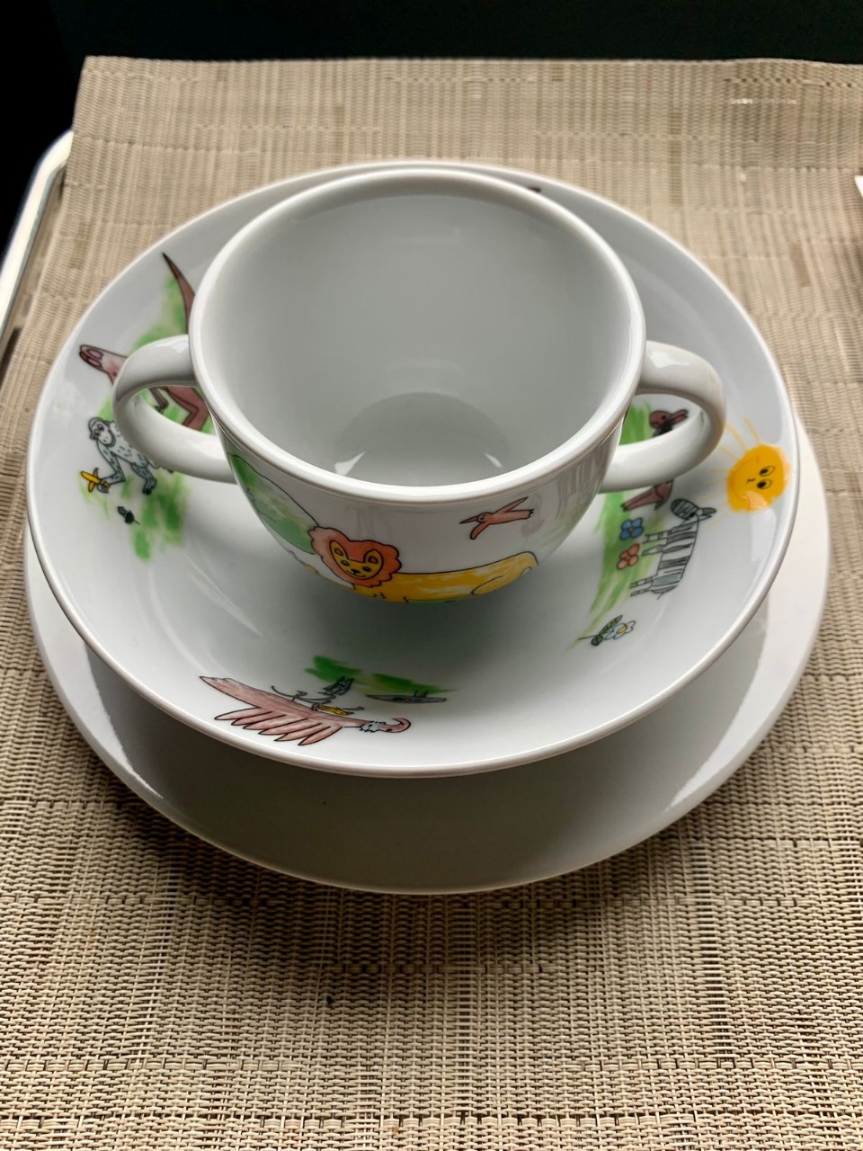 Juego de porcelana infantil 3 piezas Trisa