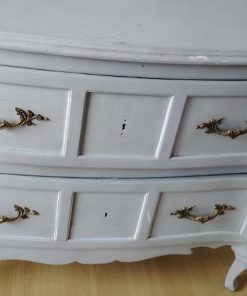 Cómoda mudador normando