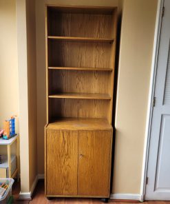 Repisa con 2 puertas y llave