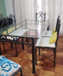 Juego de comedor vidrio y fierro con 6 sillas