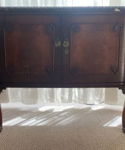 Buffet de madera caoba antiguo