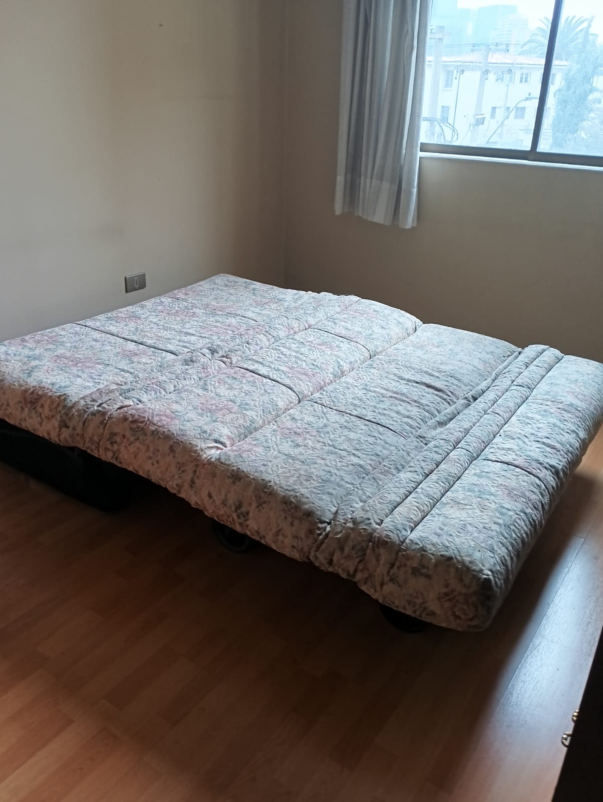Sofá cama extensible flores - Imagen 3