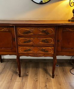 Buffet antiguo normando