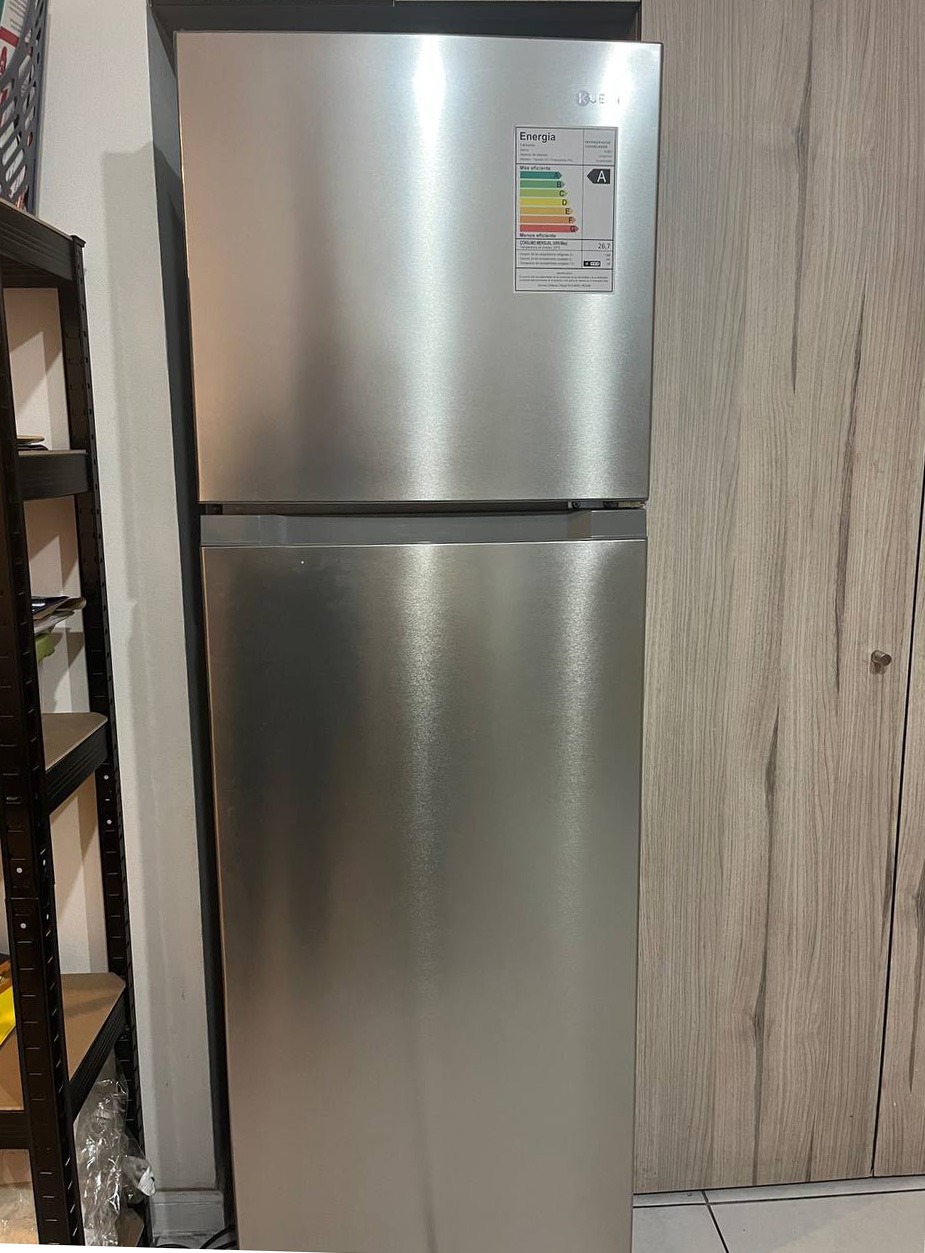 Refrigerador Top Freezer No Frost Kubli 254 L