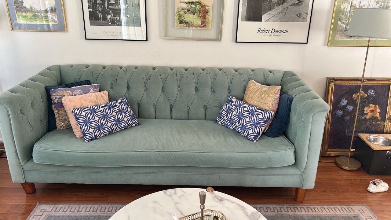 Sofá 4 cuerpos Victoria capitoné calipso Barra design