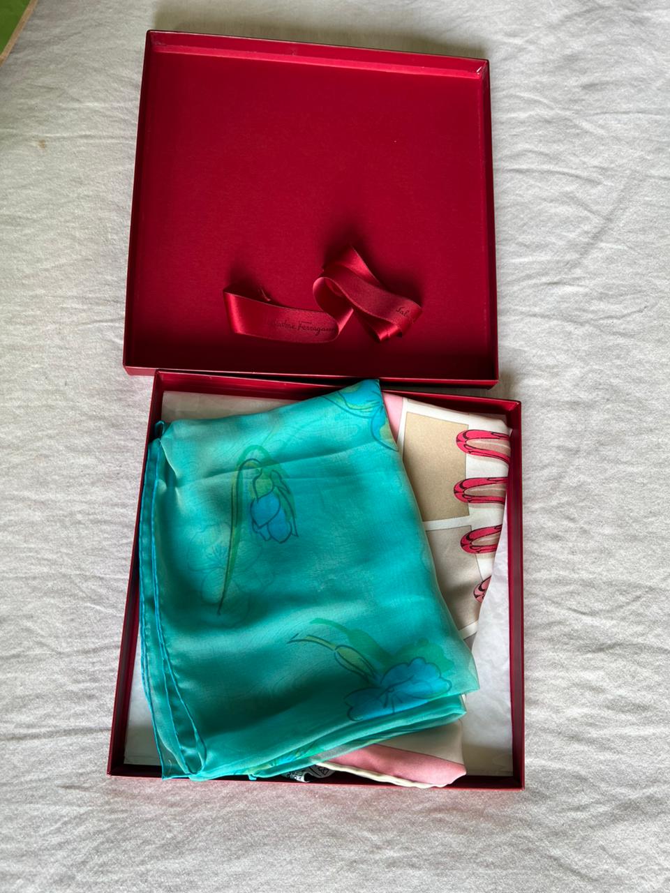 Pañuelos Salvatore Ferragamo