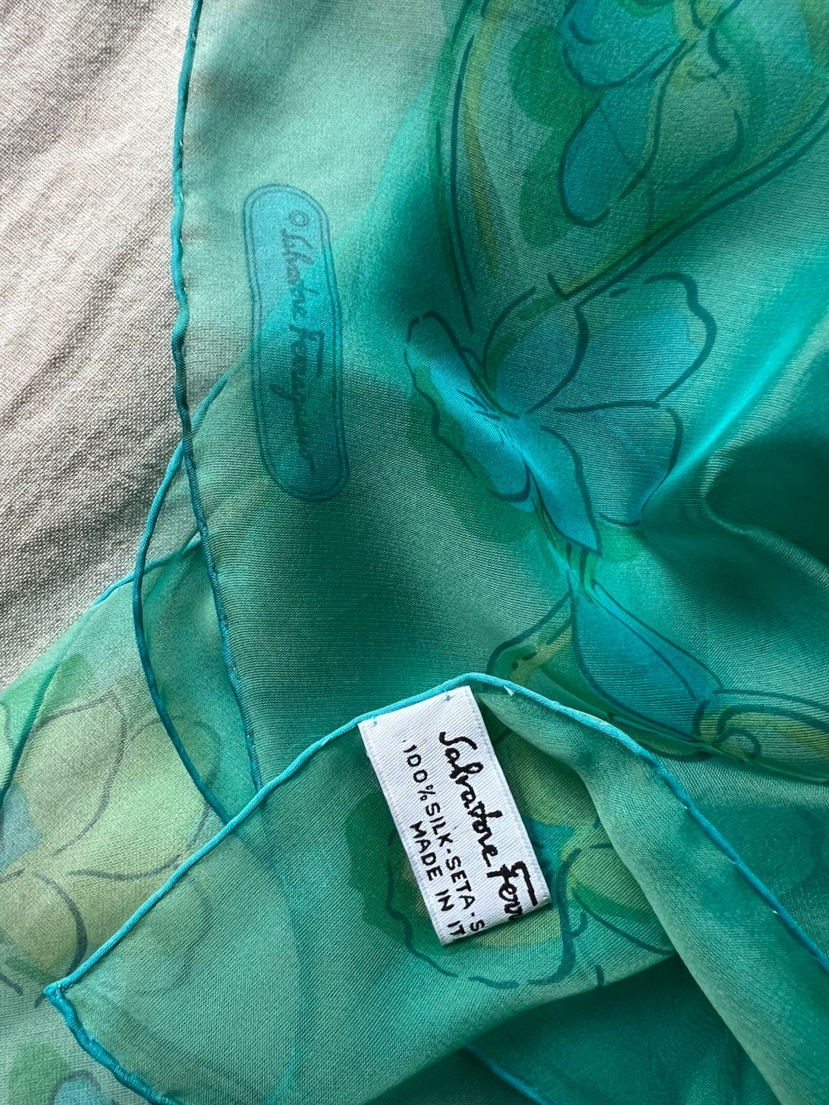 Pañuelos Salvatore Ferragamo - Imagen 2