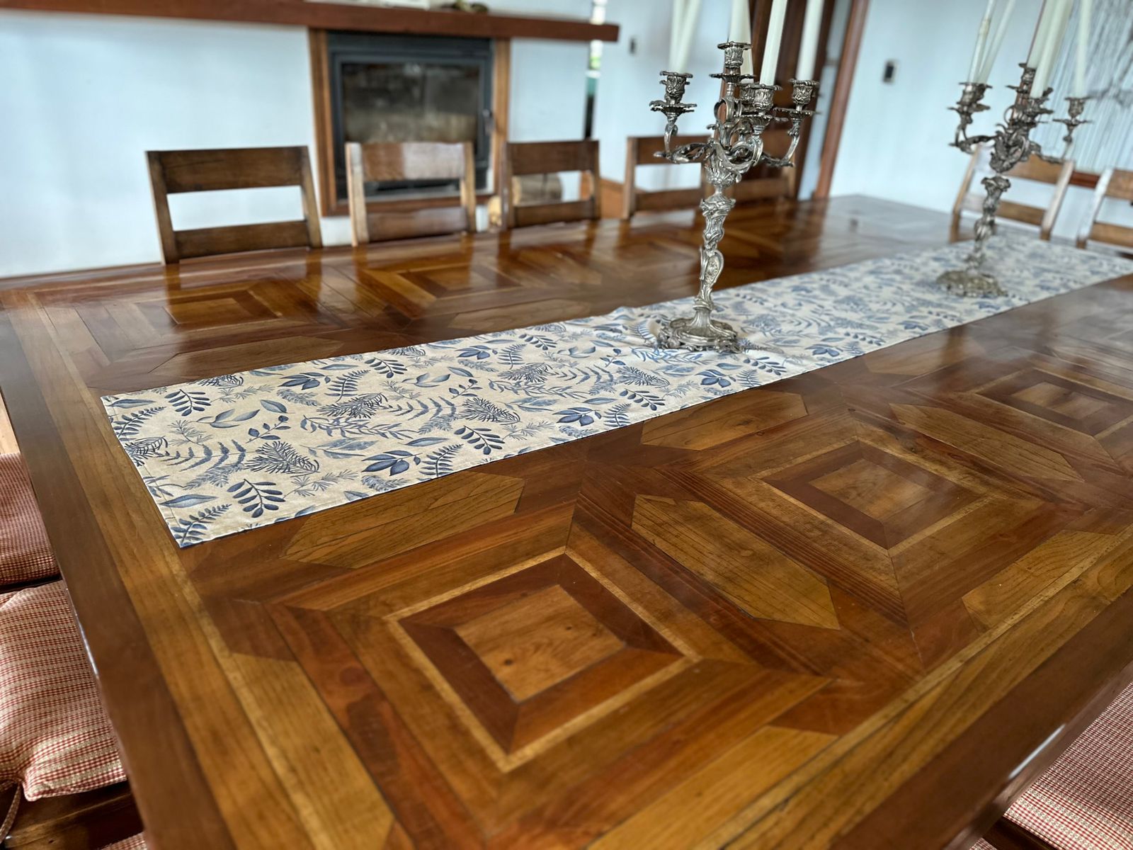 Juego de comedor Lingue con marquetería con 14 sillas - Imagen 4