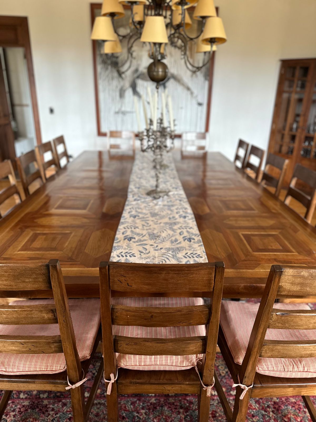 Juego de comedor Lingue con marquetería con 14 sillas - Imagen 10