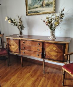 Buffet con marquetería