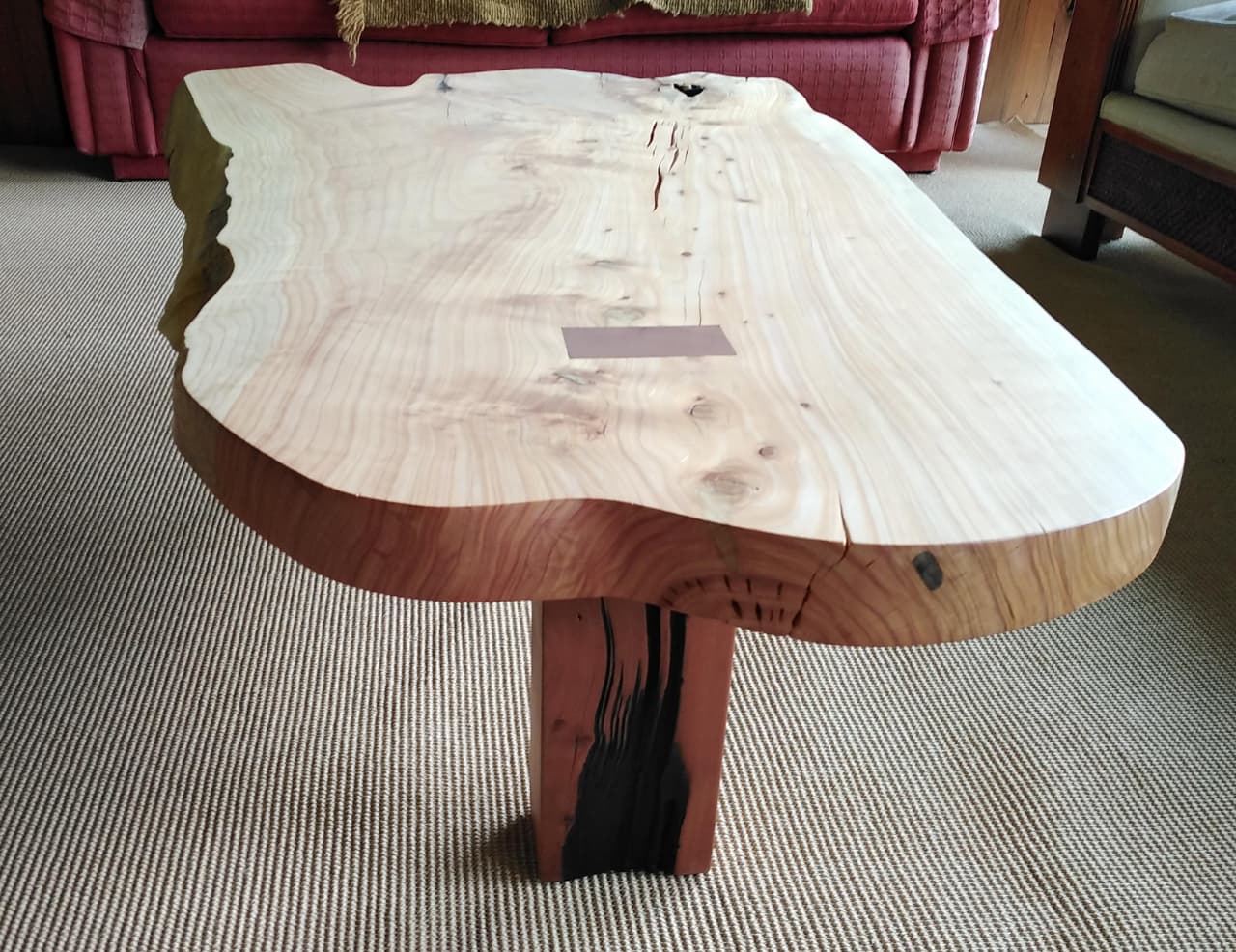 Mesa centro ciprés con aceite Osmo Woodmann design - Imagen 2