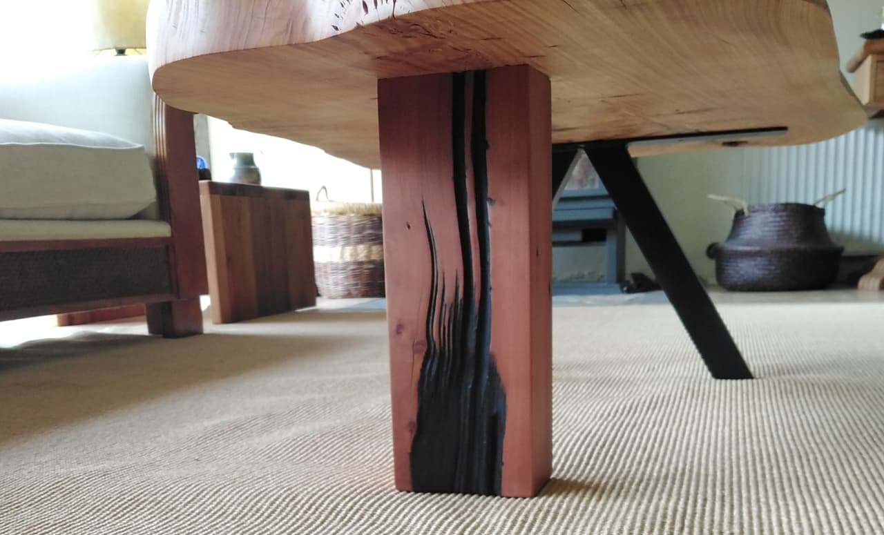 Mesa centro ciprés con aceite Osmo Woodmann design - Imagen 4