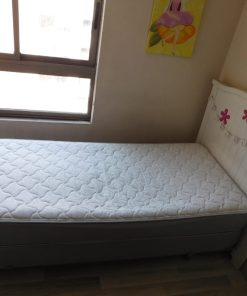Cama 1 plaza Rosen Style 2 con respaldo y velador