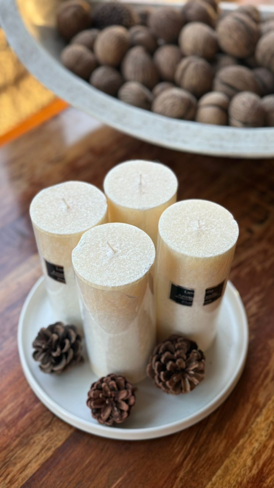 Set de 4 velas aromáticas con bandeja cerámica - Imagen 4