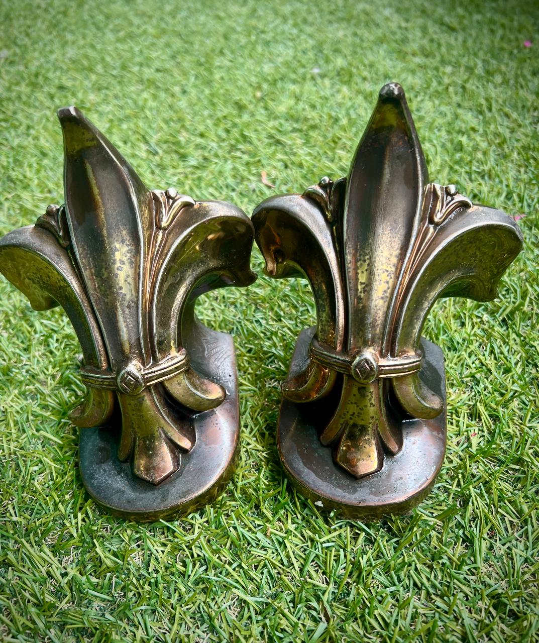 Par de soportes para libros bronce - Imagen 6