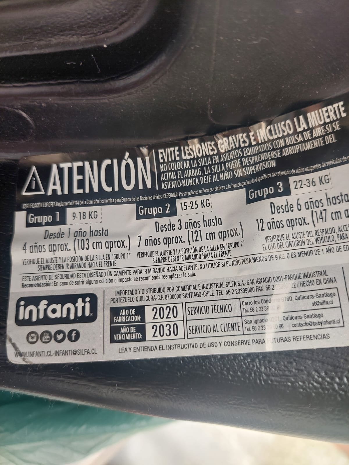 Silla de auto Infantil gris y azul - Imagen 5