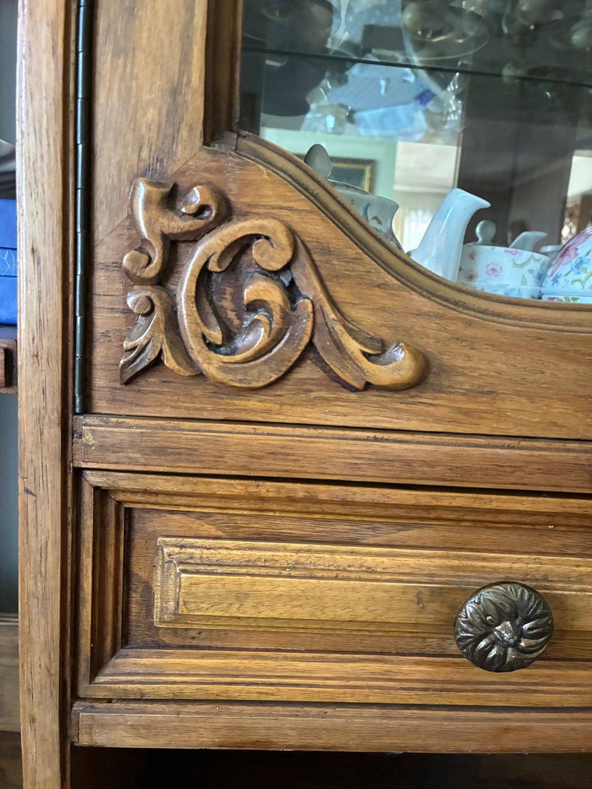 Mueble buffet biblioteca tallada de los años 90 - Imagen 2